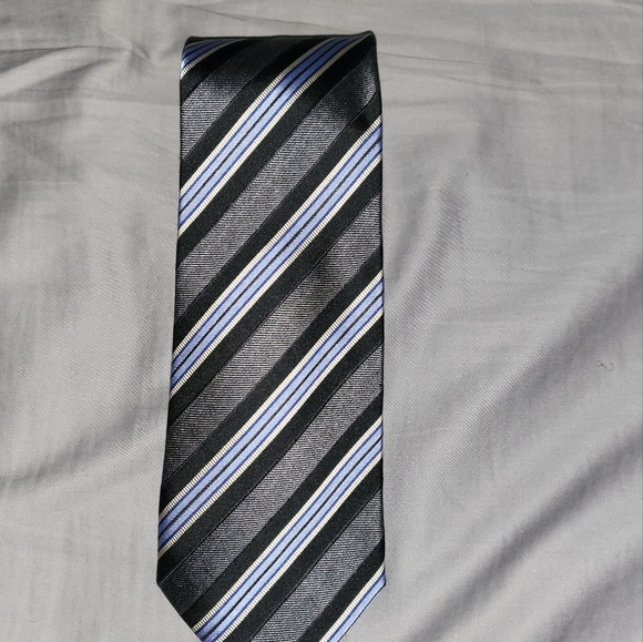 Tasso Elba Blue Gray Striped Tie - Picture 2 of 3